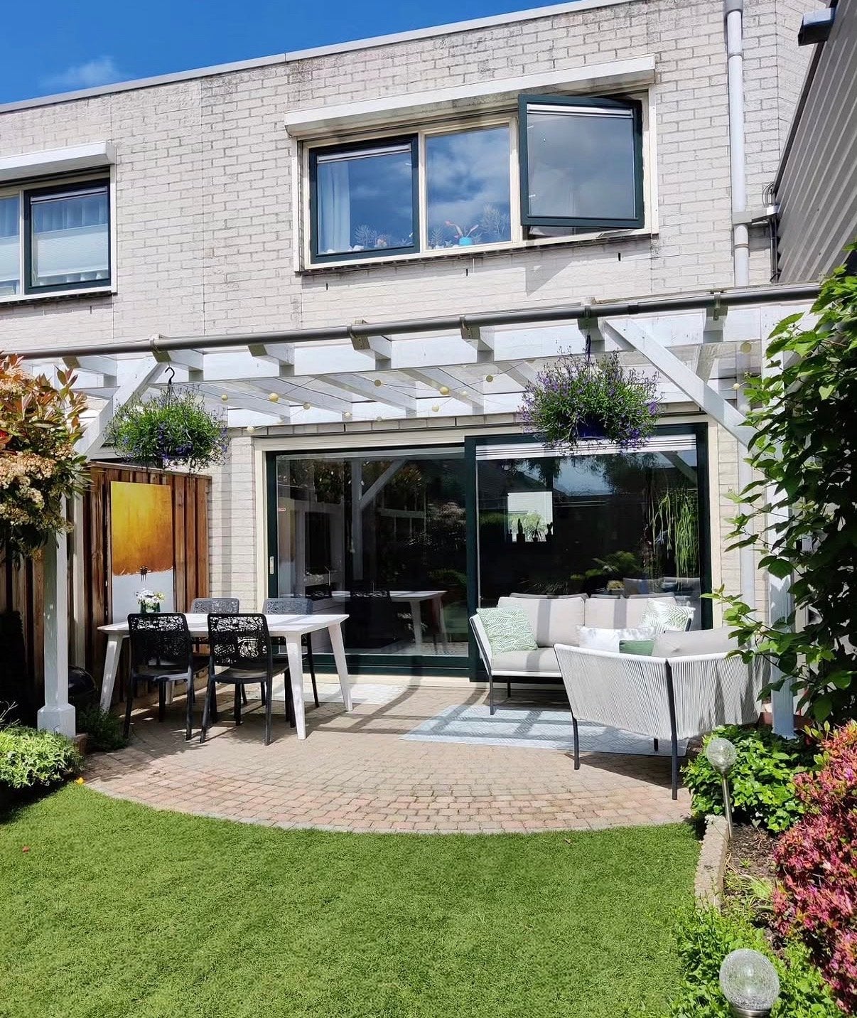 Gratis Tuinbank en fauteuil (opknapper) met beige kussens, Ophalen, Gebruikt, Overige materialen