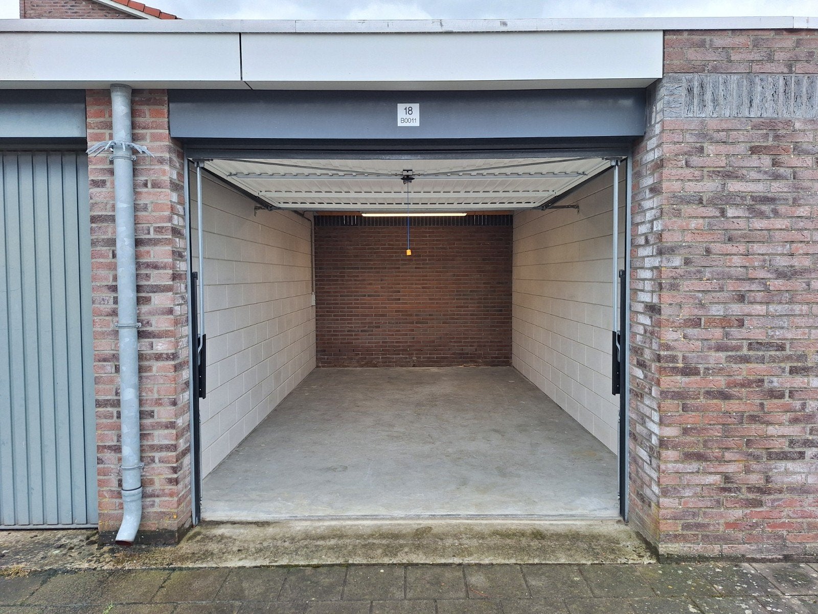 Garagebox te huur met electra in oosterwolde (friesland), Friesland