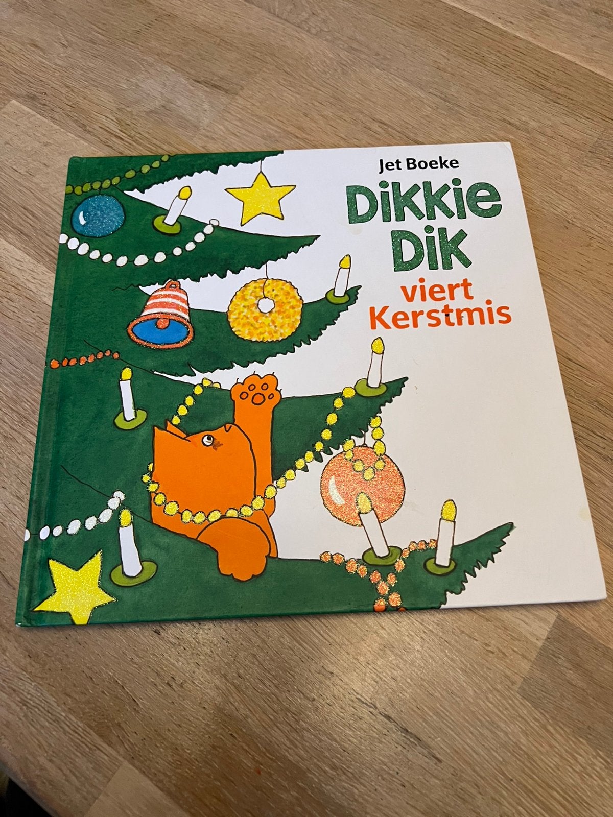 Dikkie Dik viert Kerstmis - Leuk prentenboek, Boeken, Ophalen of Verzenden, Zo goed als nieuw