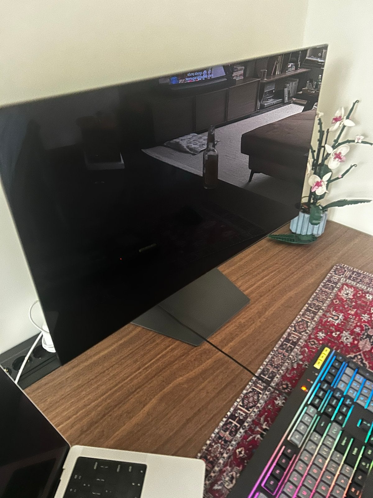 LG UltraGear 32GX850A-B 4K OLED Gaming Monitor 32 inch, Computers en Software, Minder dan 1 ms, Overige typen, 201 Hz of meer