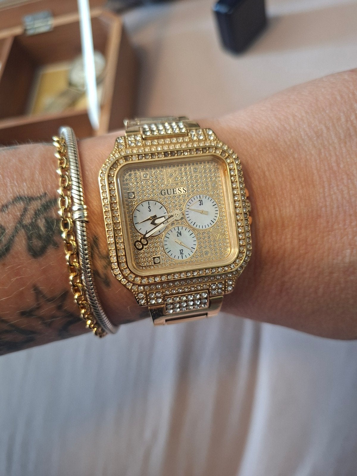 guess horloge dames, Ophalen, Zo goed als nieuw