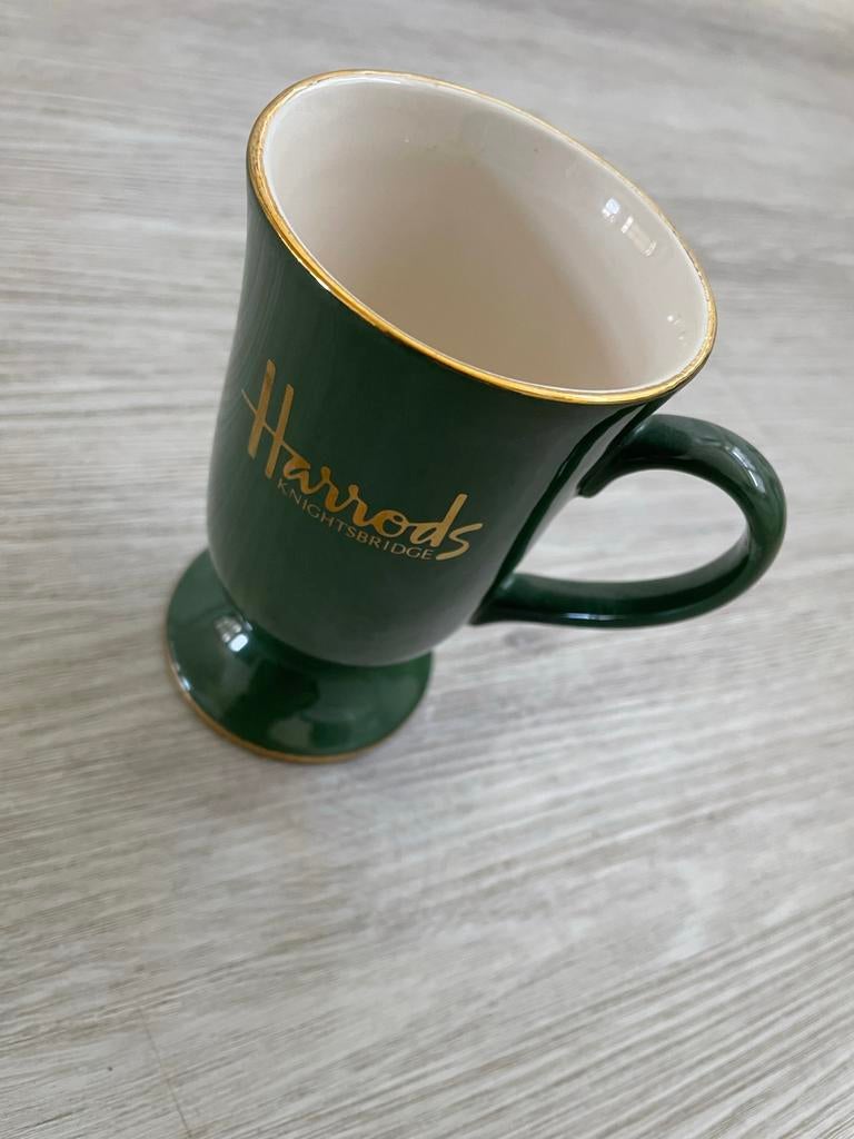 Mok Harrods Knightsbridge - Collectors item, Huis en Inrichting, Ophalen, Zo goed als nieuw, Keramiek, Kop(pen) en/of Schotel(s)