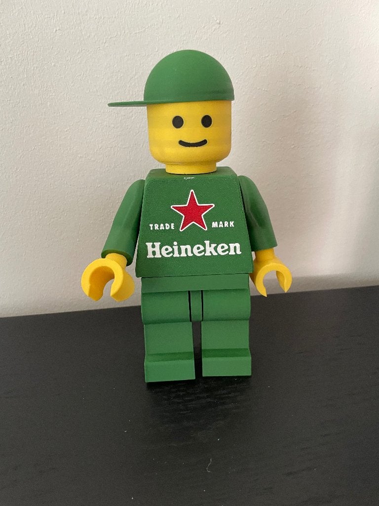 lego poppetje Heineken  22 cm hoog, Verzamelen, Biermerken, Ophalen of Verzenden, Nieuw, Flesje(s), Heineken