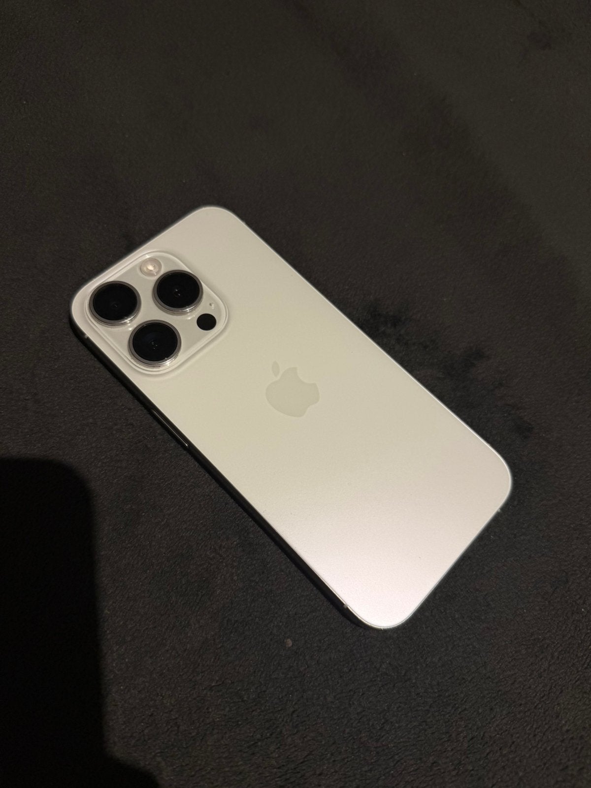 Iphone 15 pro 128GB, Ophalen, 128 GB, Wit, Zo goed als nieuw