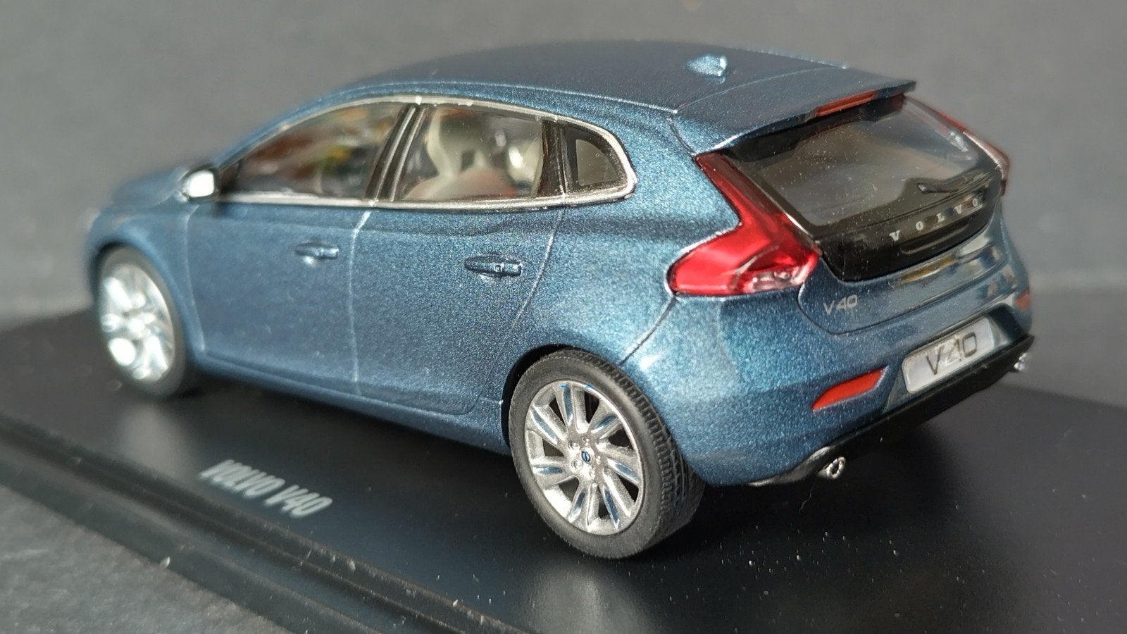 Volvo V40 mussel Blue 2012 1:43 Motorart Pol, Hobby en Vrije tijd, Modelauto's | 1:43, Overige merken, Auto, Verzenden, .