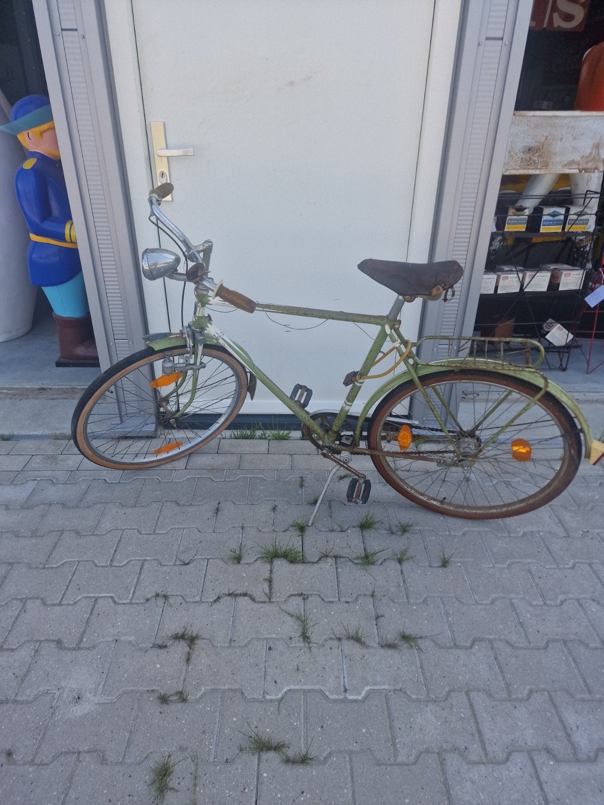 Triumph Nurnberg oldtimer fiets, Fietsen en Brommers, Fietsen | Oldtimers, 59 cm of meer, Jaren '40, Terugtraprem, Ophalen