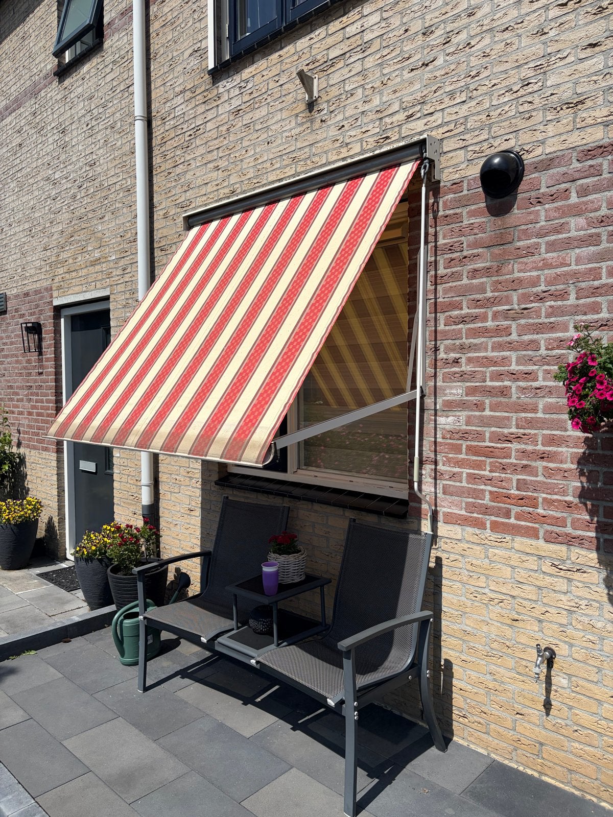 Uitvalscherm zonnescherm handbediening, Tuin en Terras, Zonneschermen, Gebruikt, Ophalen of Verzenden, Minder dan 250 cm, Uitvalscherm