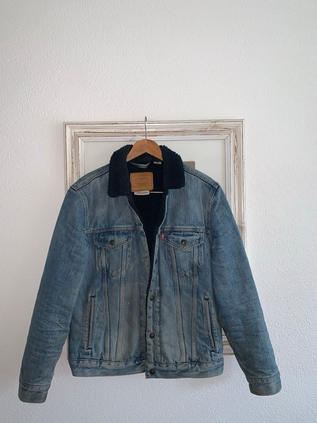 Levi's Sherpa Trucker Jacket - Maat M, Ophalen of Verzenden, Zo goed als nieuw, Maat 48/50 (M), Blauw