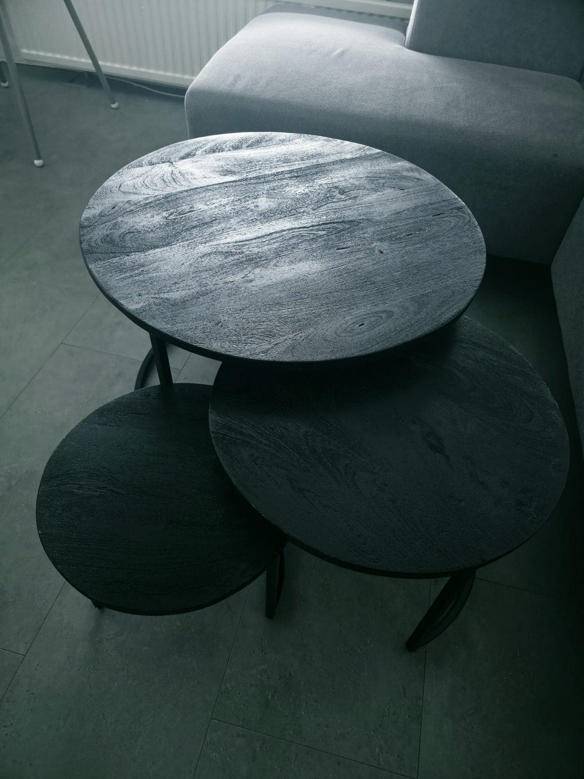 Set van 3 ronde salontafels - Zwart hout en metaal, 50 tot 100 cm, Rond, 50 tot 100 cm, Zo goed als nieuw