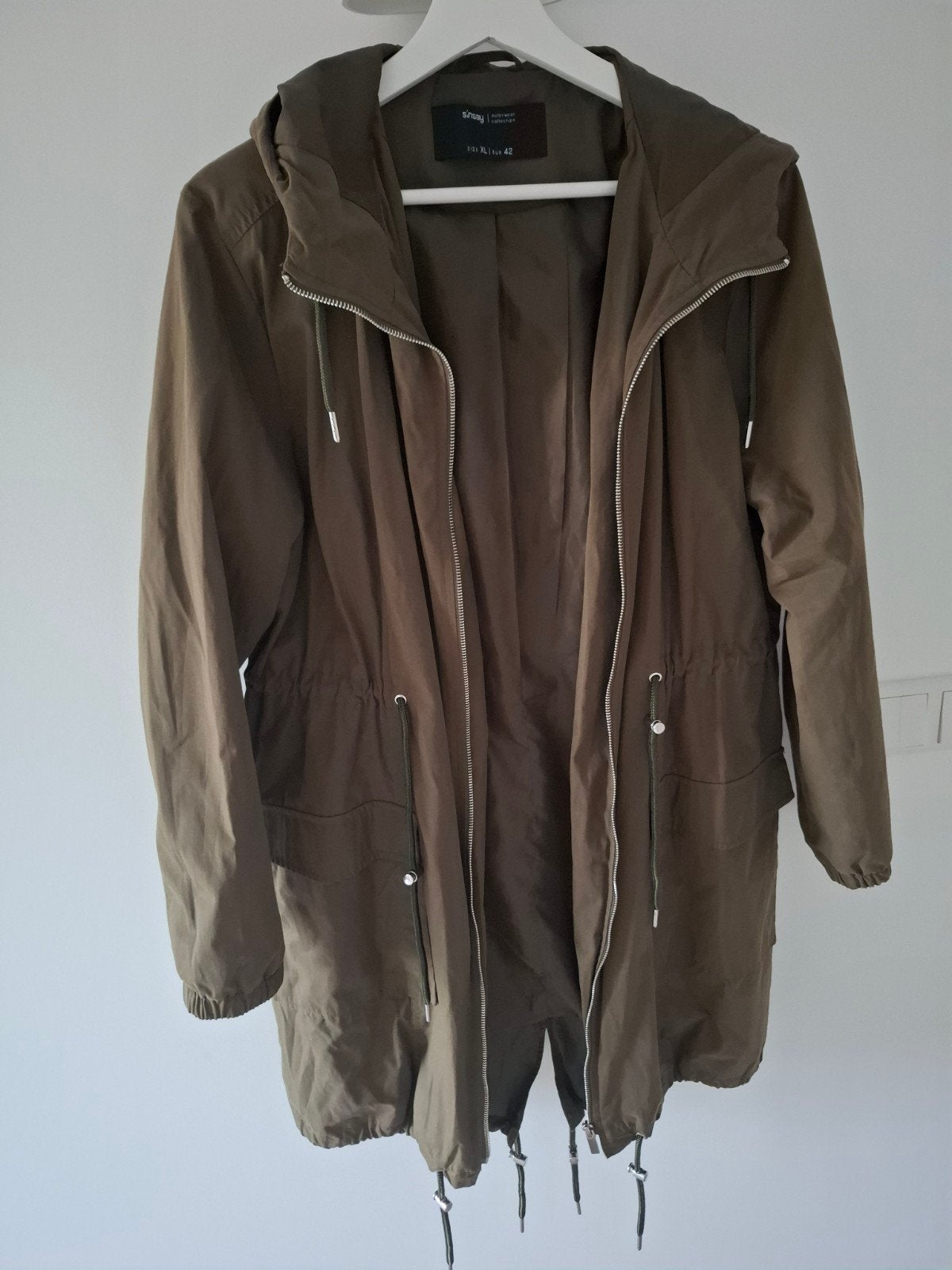 Dames parka maat L  met capuchon legergroen, Ophalen of Verzenden, Maat 42/44 (L), Groen