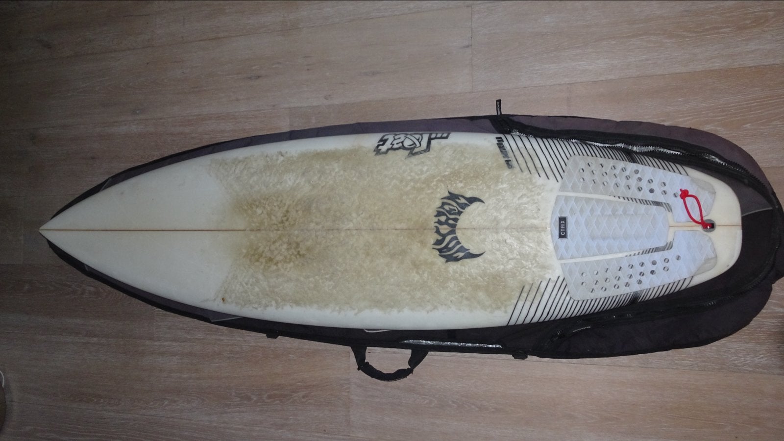 Lost Mayhem Shortboard 5’8 met draagtas, Watersport en Boten, Golfsurfen, Gebruikt, Shortboard, Met vinnen, Ophalen of Verzenden