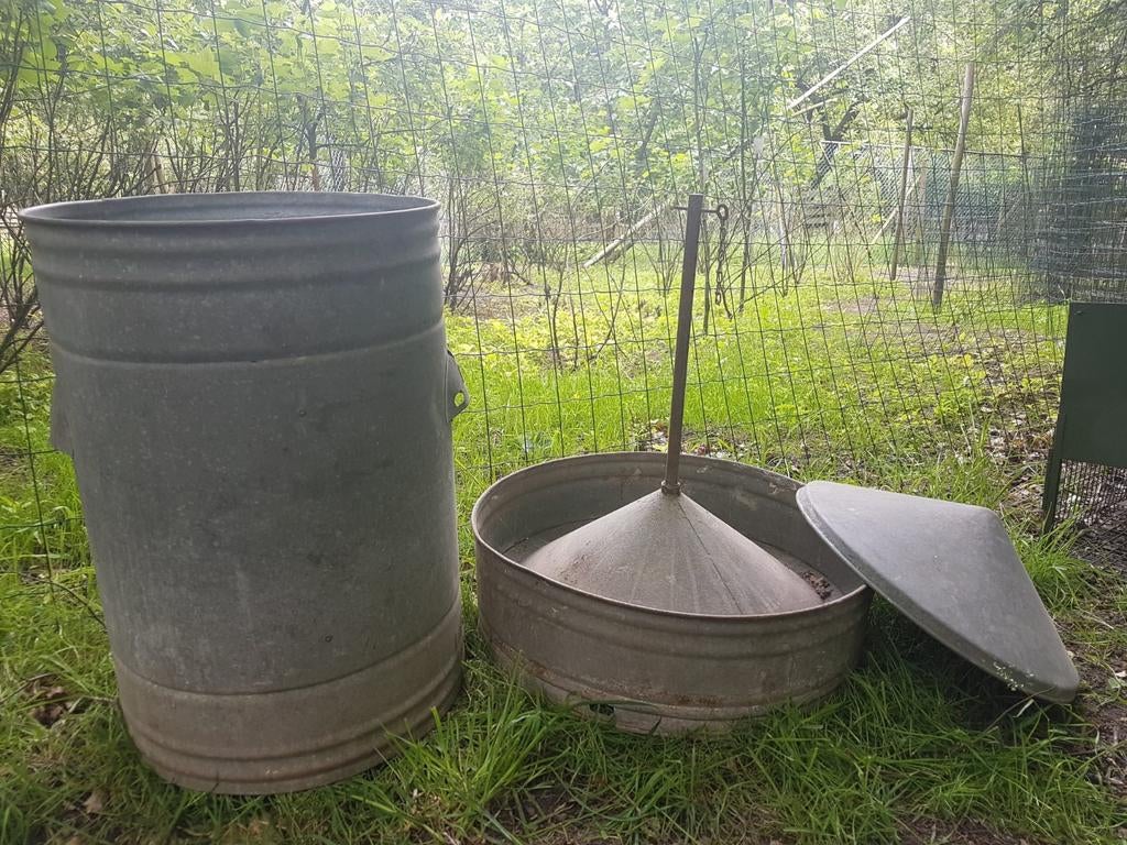 Voer silo, Ophalen, Drinken en Voederen