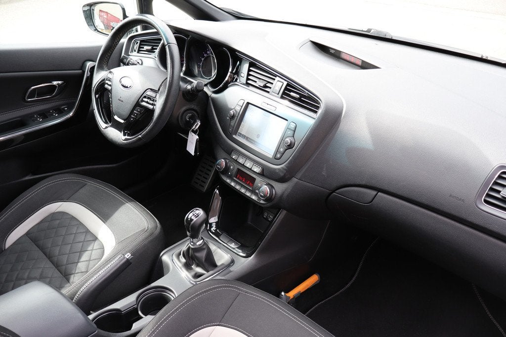 Kia cee'd Sportswagon 1.0 T-GDi GT-Line Edition Panoramadak!, Auto's, Voorwielaandrijving, 12 maanden, Stof, Gebruikt