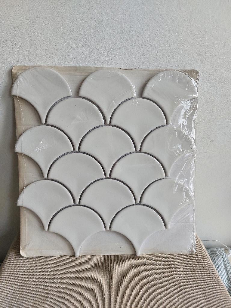 6 X Waaier witte mix vissenschub wandtegel 12,5 x 12,5 cm, Ophalen, Nieuw