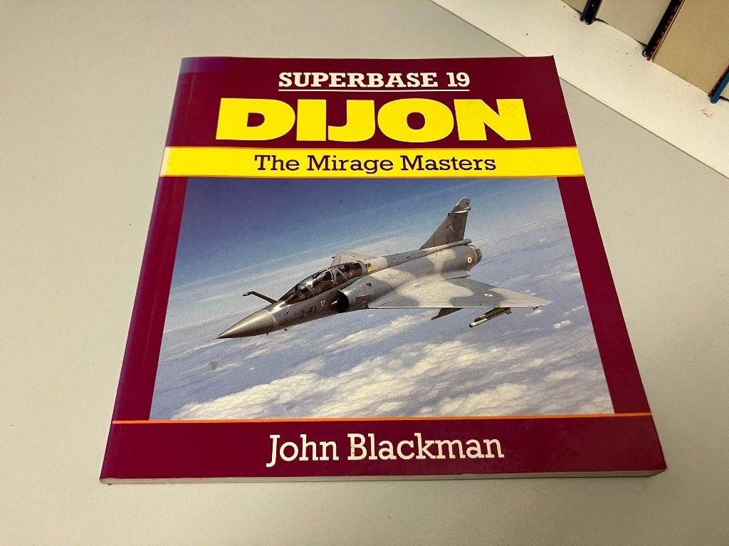 Dijon The Mirage masters Superbase 19, Ophalen of Verzenden, 1945 tot heden, Gelezen, Luchtmacht