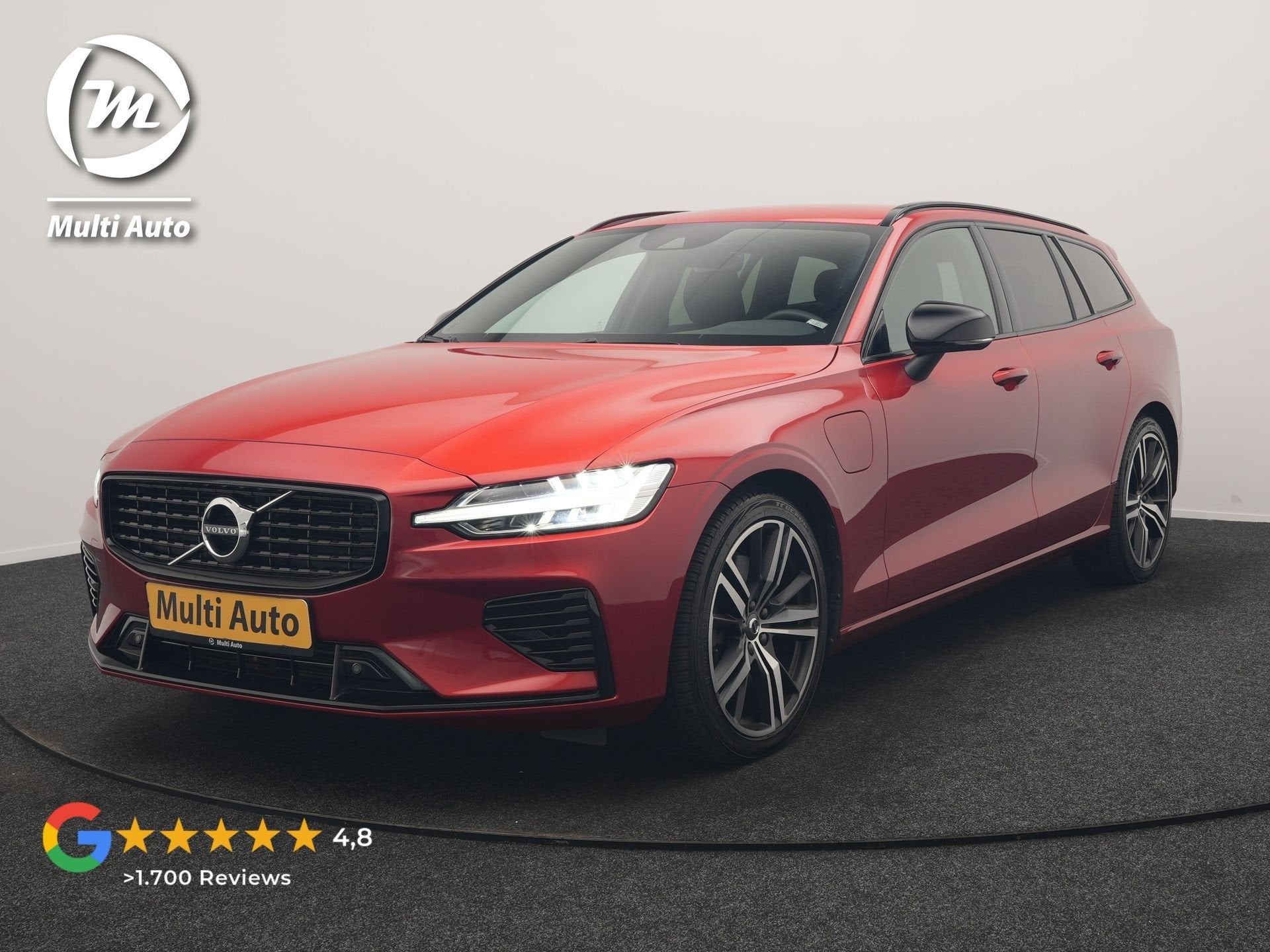 Volvo V60 T6 Recharge AWD R-Design PHEV 340pk Dealer O.H | T, Automaat, Gebruikt, Zwart, 4 cilinders