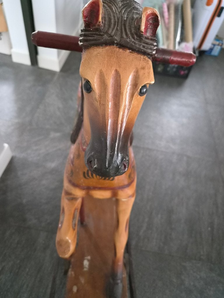 Houten hobbelpaard, Huis en Inrichting, Ophalen, Zo goed als nieuw, Meerkleurig, Hout