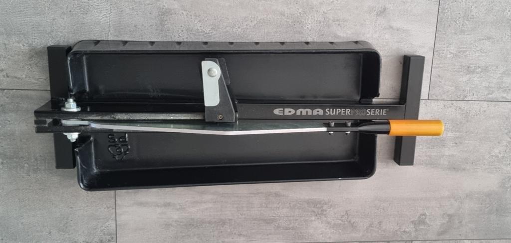 Te Huur laminaat knipper EDMA SuperPro Serie, Ophalen, Zo goed als nieuw