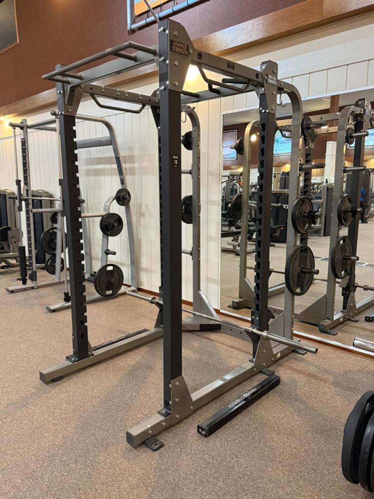 Hammer Strength Power Rack met accesoires, Ophalen, Benen, Krachtstation, Zo goed als nieuw