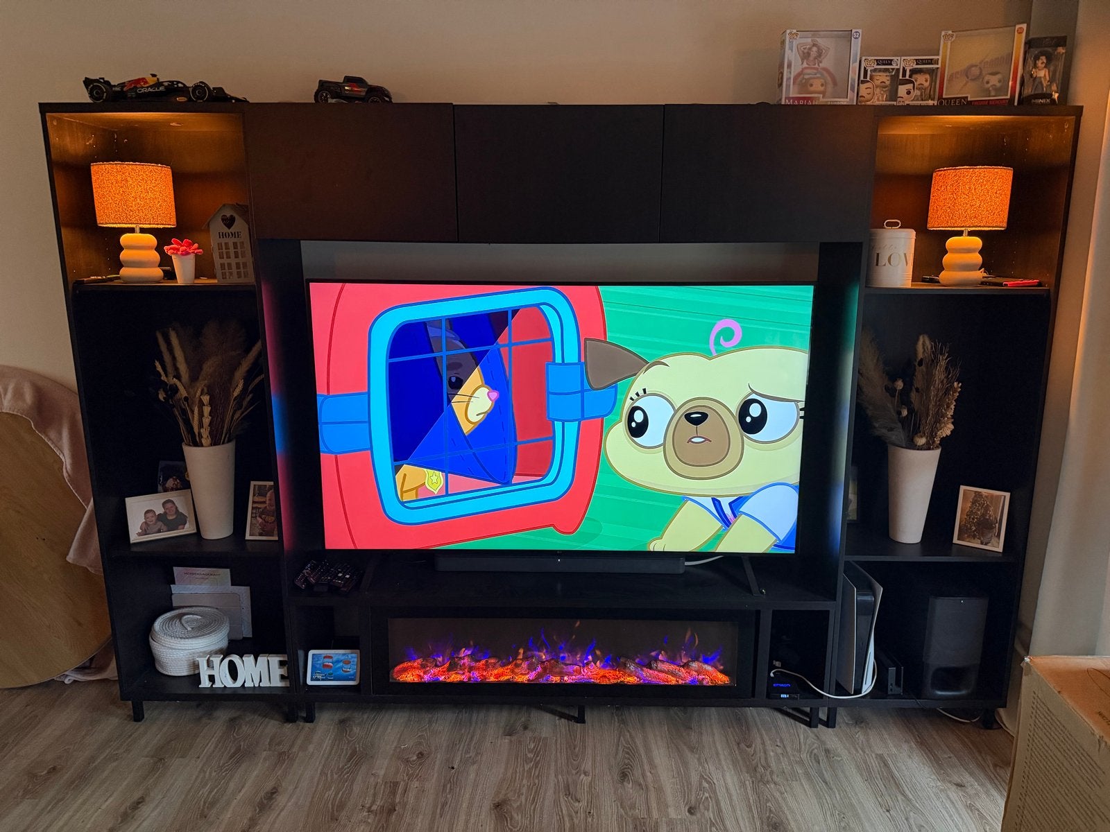 Cinewall IKEA besta met Sfeerhaard 128cm, Huis en Inrichting, Gebruikt, Ophalen of Verzenden, 200 cm of meer, 150 tot 200 cm