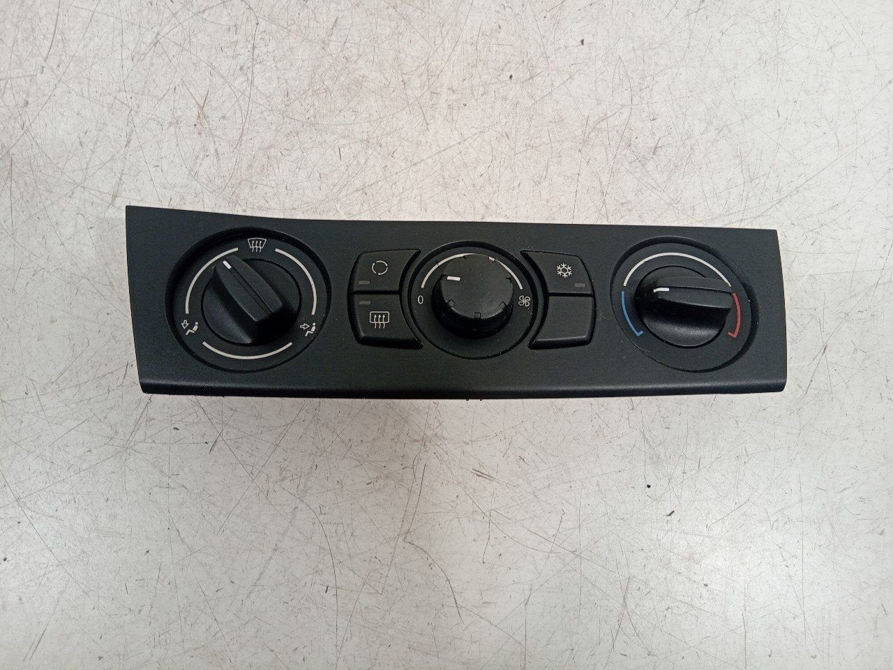 Bedieningspaneel kachel BMW 1 serie, Onderdelen@venauto.nl, Van der Ven Autorecycling B.V., Gebruikt, Ettenseweg 76, 4706 PB Roosendaal, The Netherlands