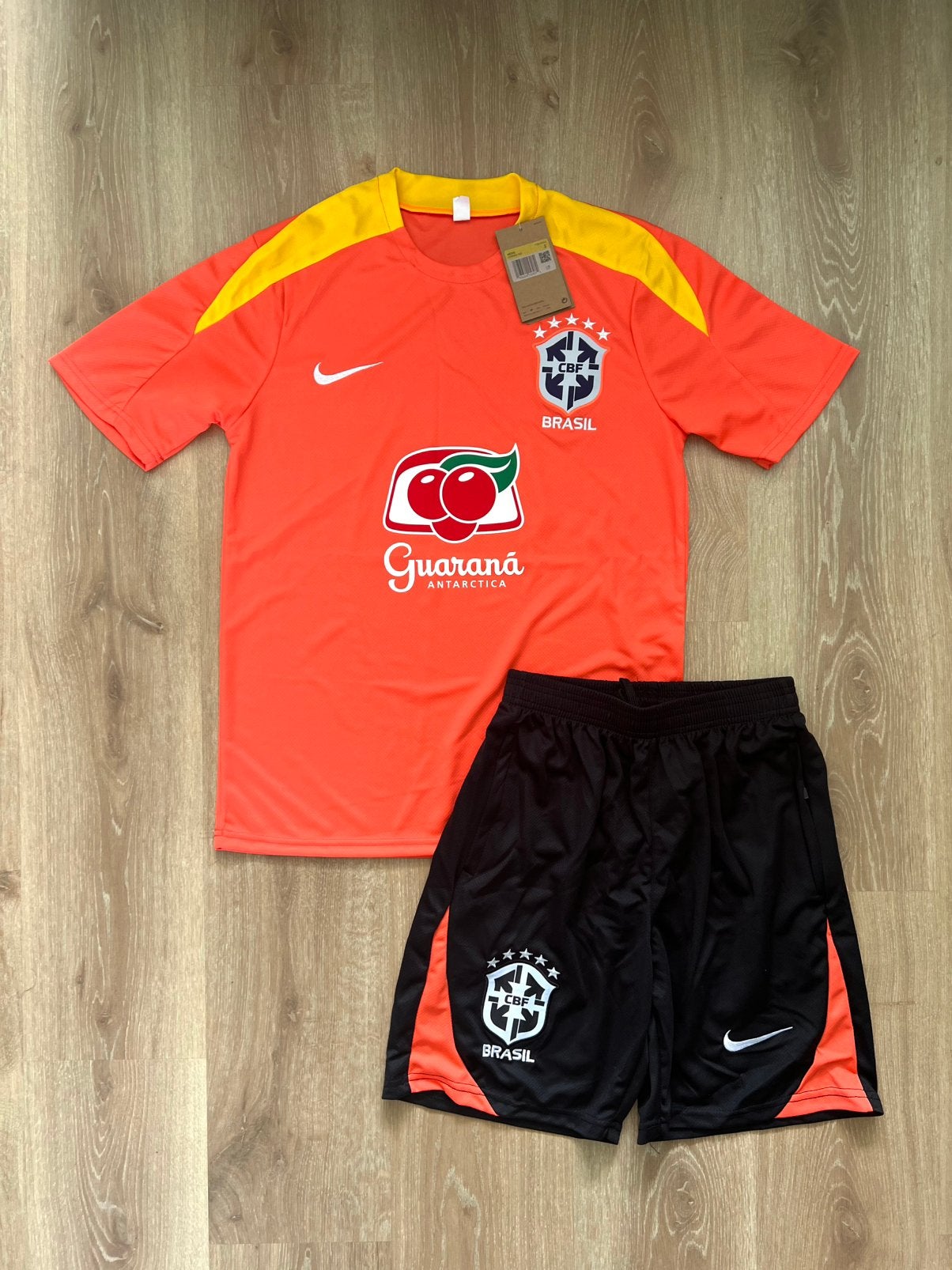 Brazilië trainingsset oranje Maat S, Nieuw, Oranje, Ophalen of Verzenden, Nike