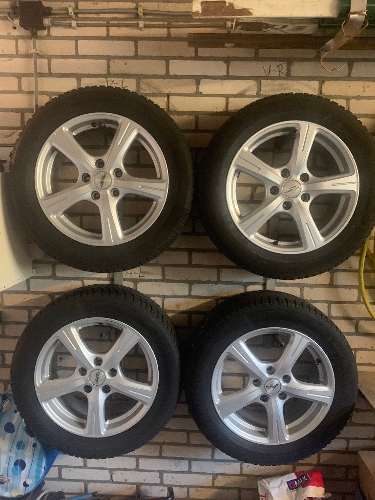 Set van 4 winterbanden met velgen, Ophalen, Gebruikt, 16 inch, Banden en Velgen