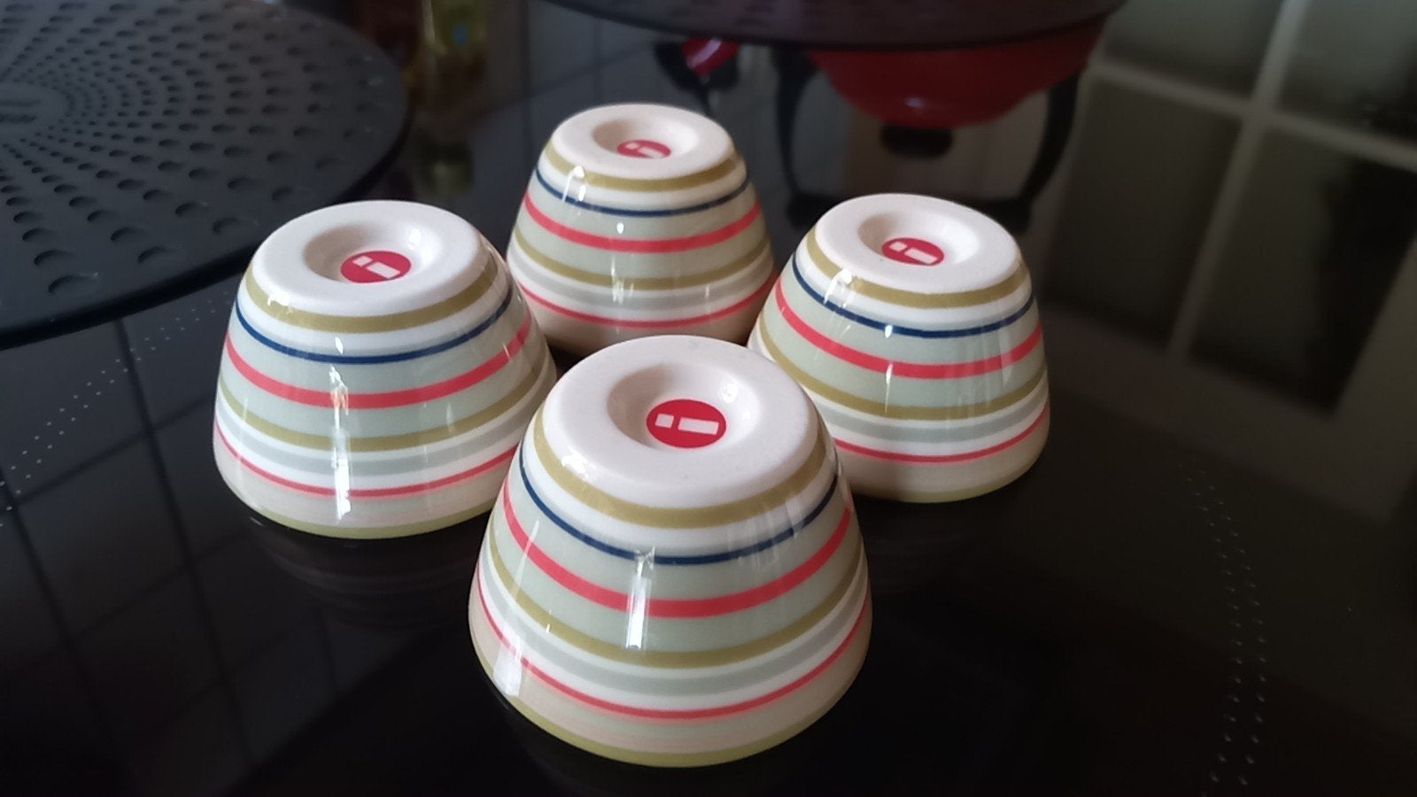 iittala origo eierdopjes 4x, Huis en Inrichting, Overige typen, Ophalen of Verzenden, Zo goed als nieuw, Overige stijlen