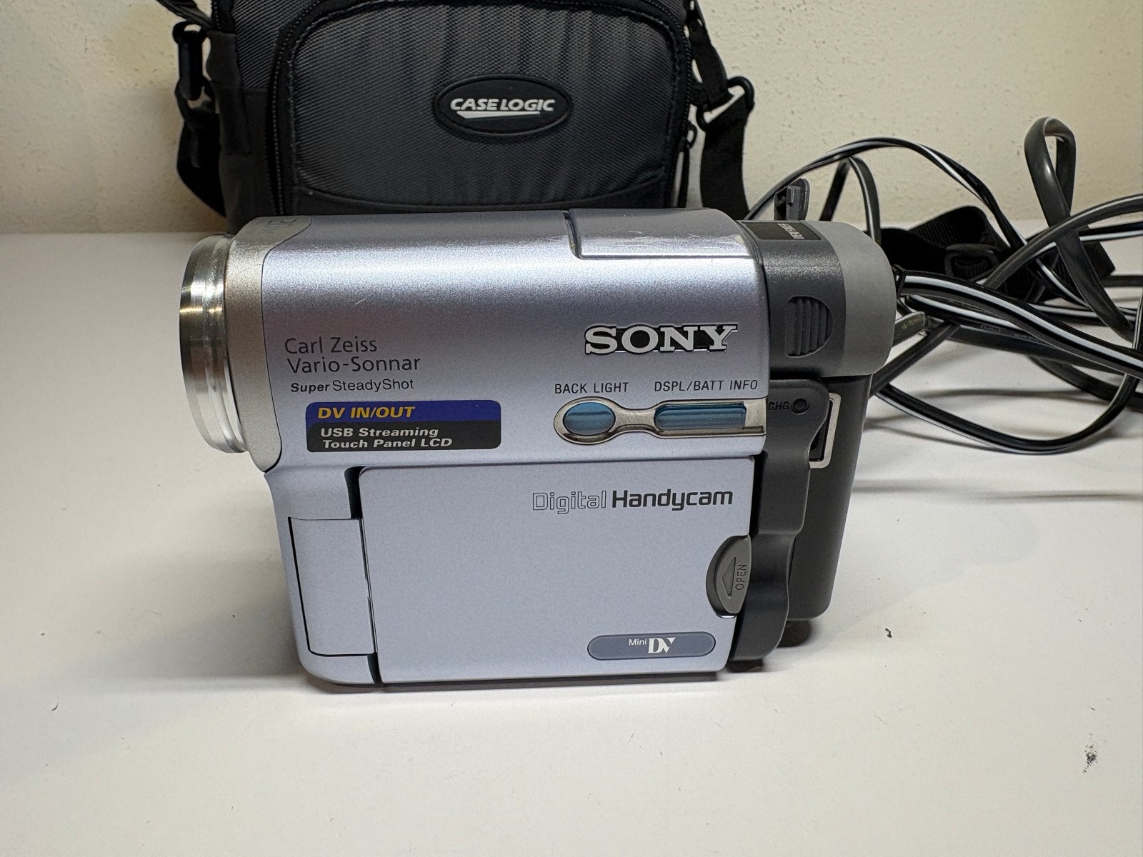 Sony DCR-TRV19E Digital Handycam MiniDV Camcorder, Mini dv, Zo goed als nieuw, Sony, Camera