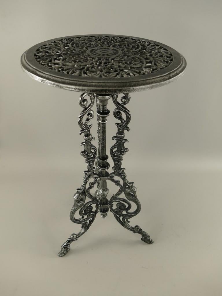 Elegante Zwarte Gietijzeren Plantentafel Barokstijl, Helene Livingstyle, Helenelivingstyle@gmail.com, 7531TJ, Nieuw