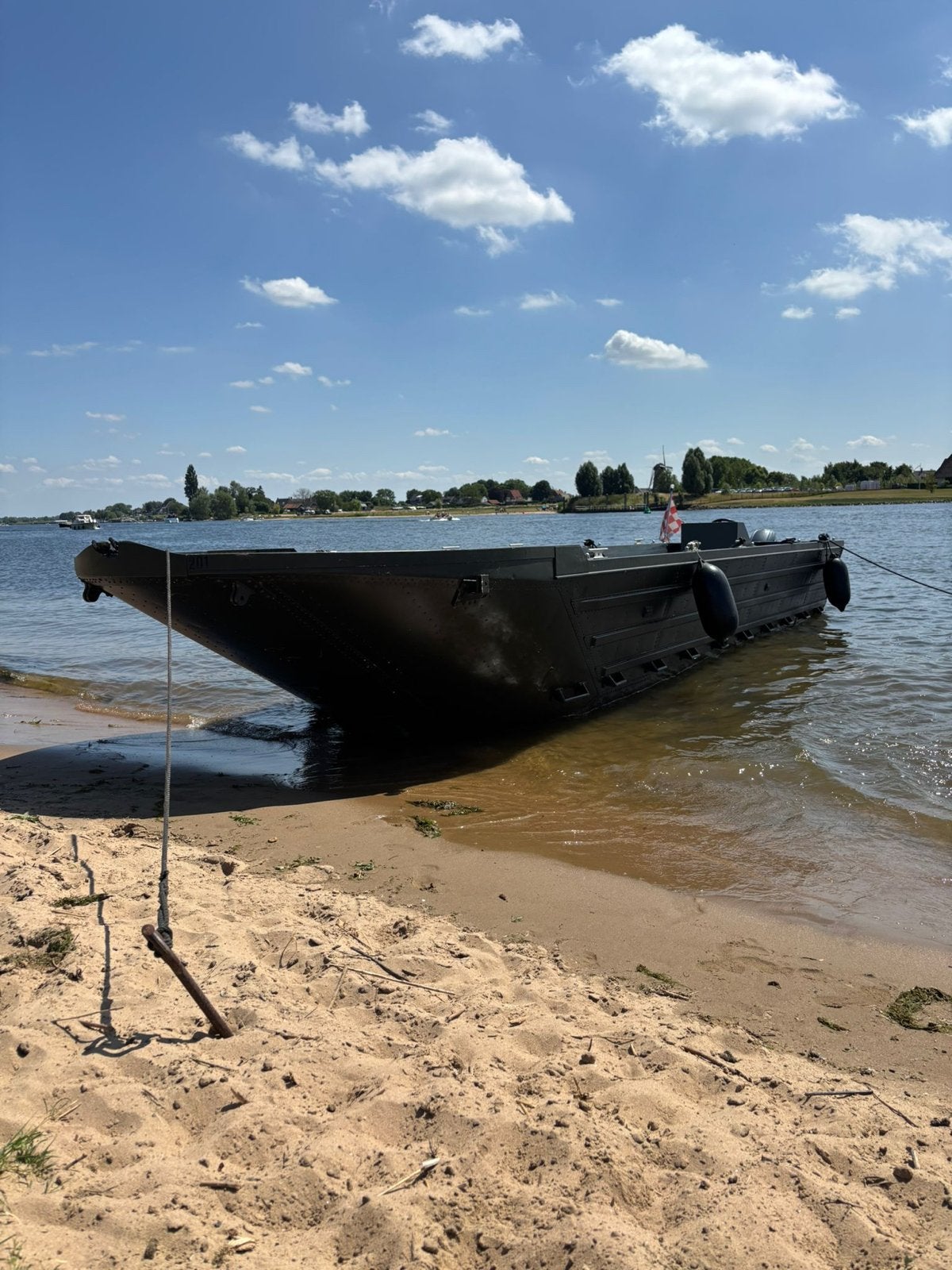 Unieke Amerikaanse Pontonboot Alu - Omgebouwd tot Dagjesboot, 60 pk, 9 m, Gebruikt, Buitenboordmotor