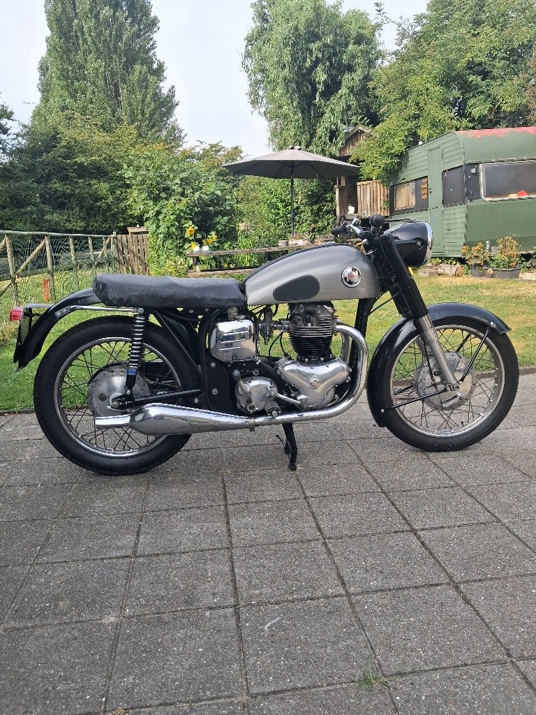 Te  Koop  Norton  Dominator, Motoren, 2 cilinders, Motorrijbewijs A, Gebruikt, Handgeschakeld