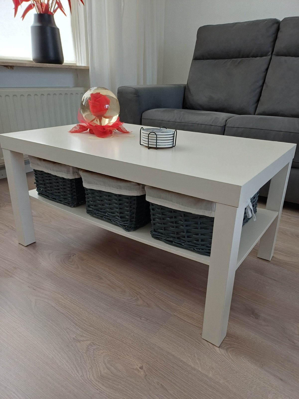 Te koop salontafel met mandjes., Huis en Inrichting, Tafels | Salontafels, Ophalen