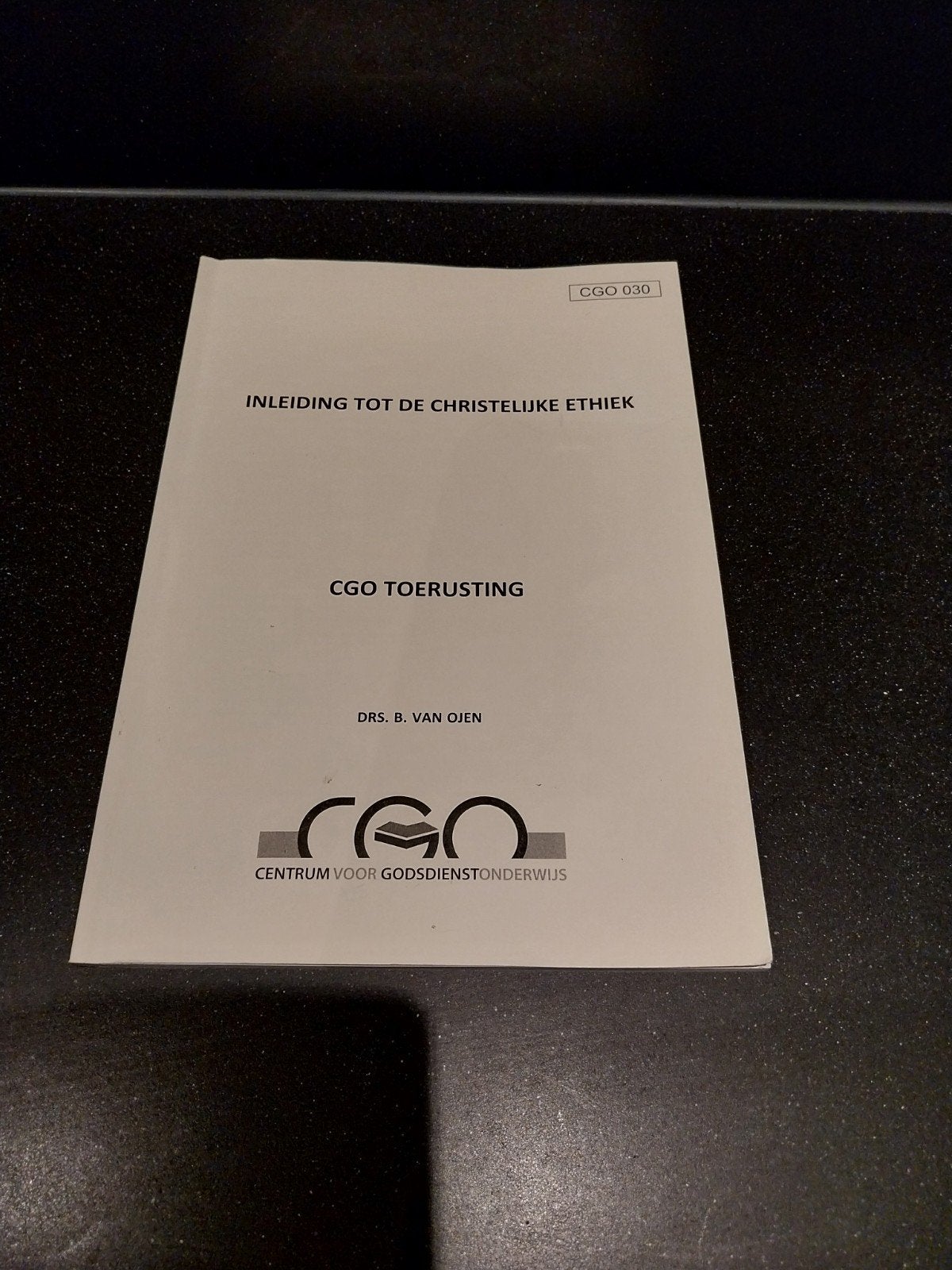 Inleiding tot de Christelijke Ethiek - CGO Toerusting, Ophalen of Verzenden, Zo goed als nieuw, Overige niveaus, Drs. B. van Ojen