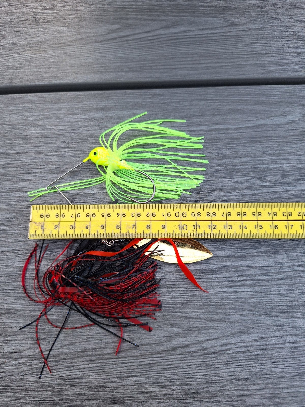 2 Spinnerbaits voor vissen in waterplanten, Ophalen of Verzenden, Gebruikt, Overige typen