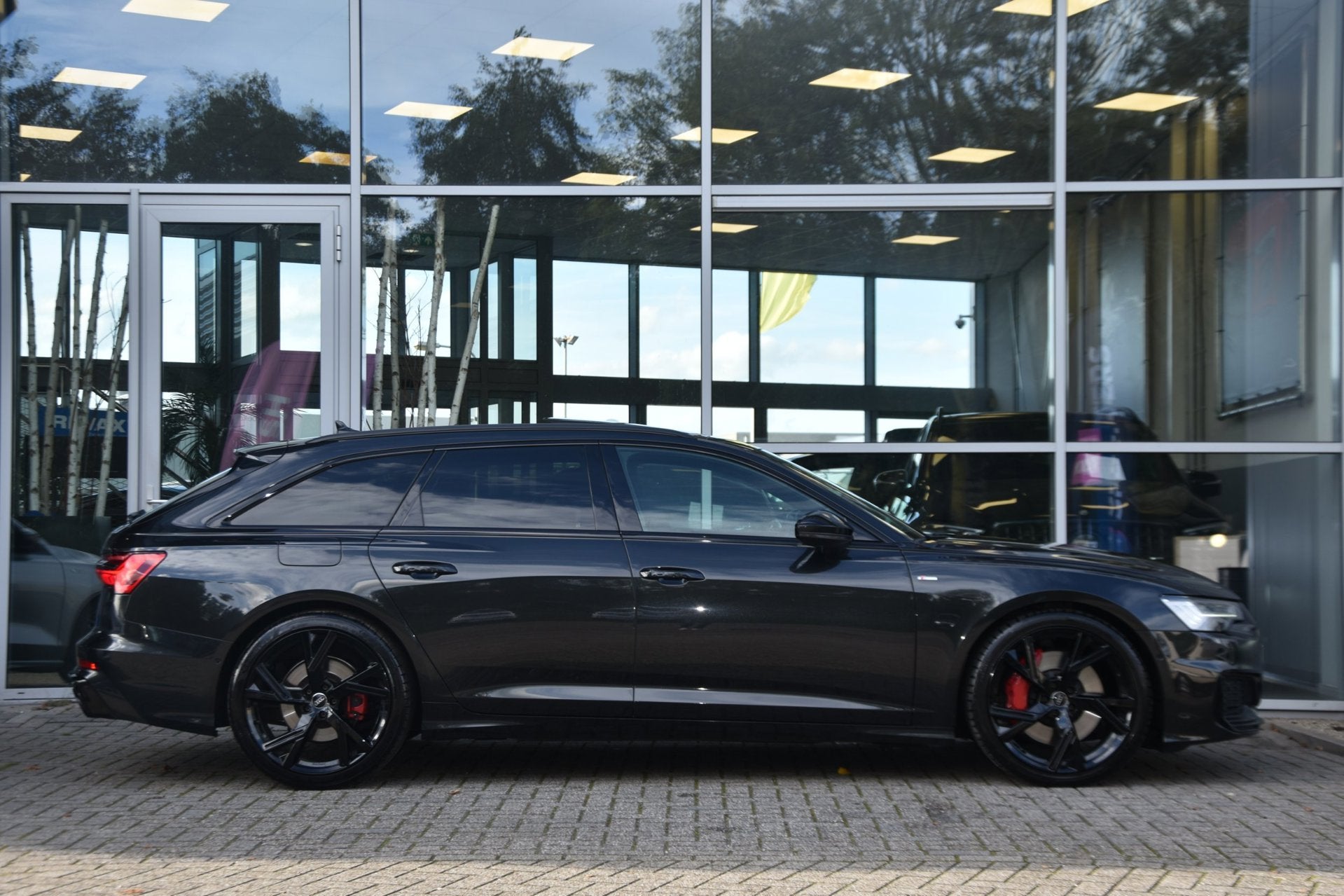 Audi A6 Avant 55 TFSI e quattro Competition 367PK | Pano | M, Auto's, Automaat, Dealer onderhouden, Gebruikt, 4 cilinders