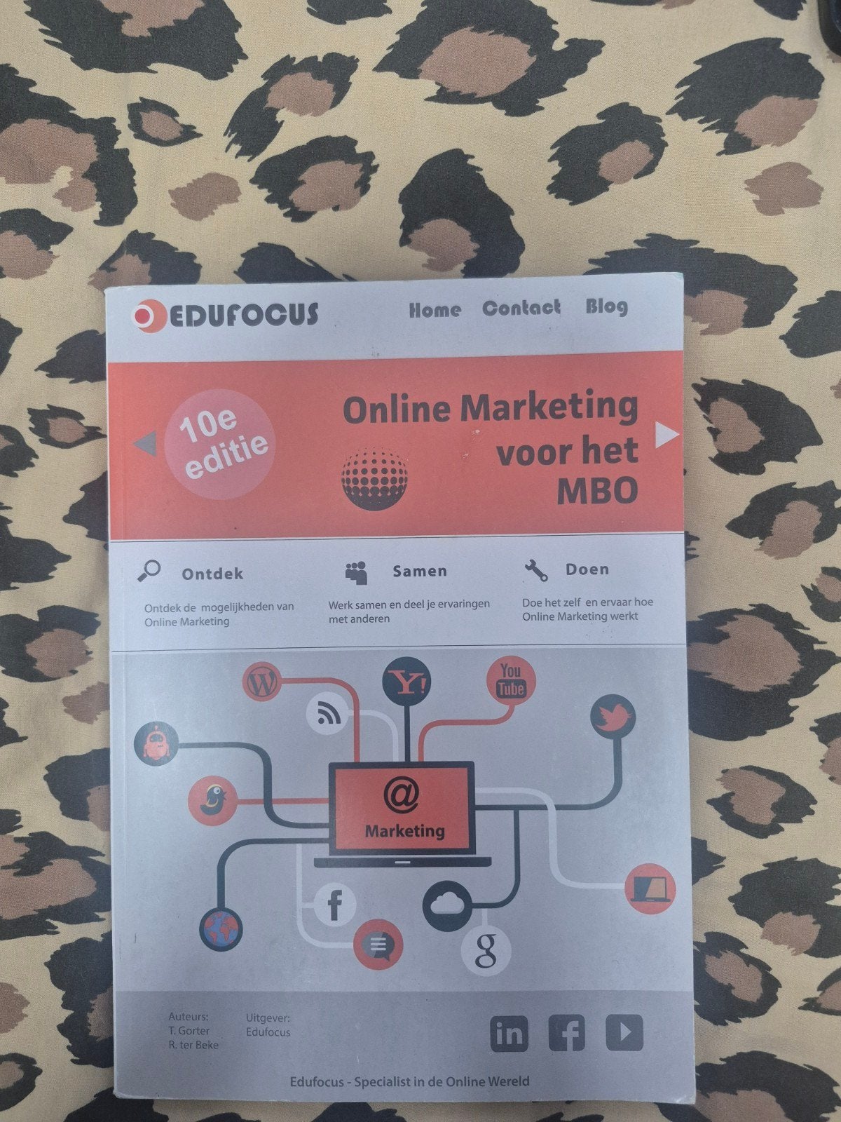 mbo boeken Marketing en communicatie, Ophalen of Verzenden, Zo goed als nieuw, Overige niveaus, Bedrijfseconomie of M&O