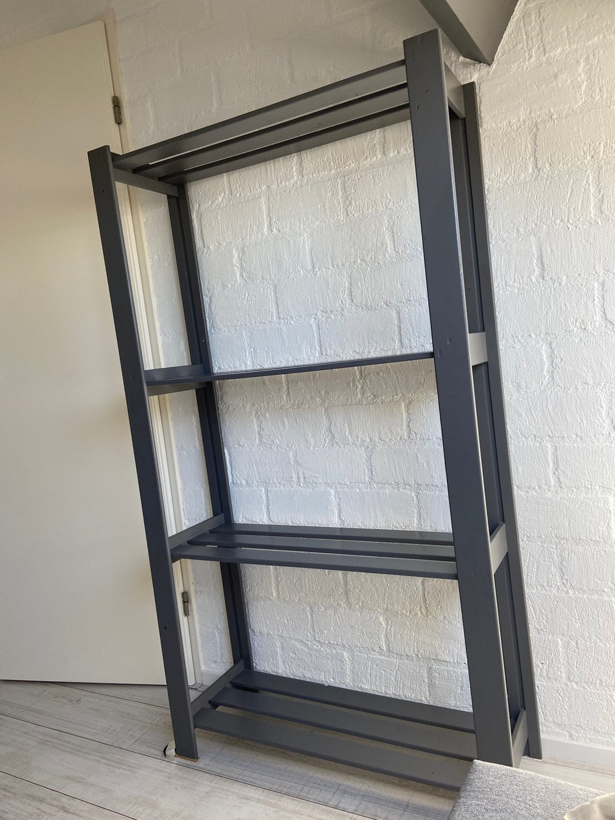 Leuke grijze houten stellingkast., Ophalen, Gebruikt