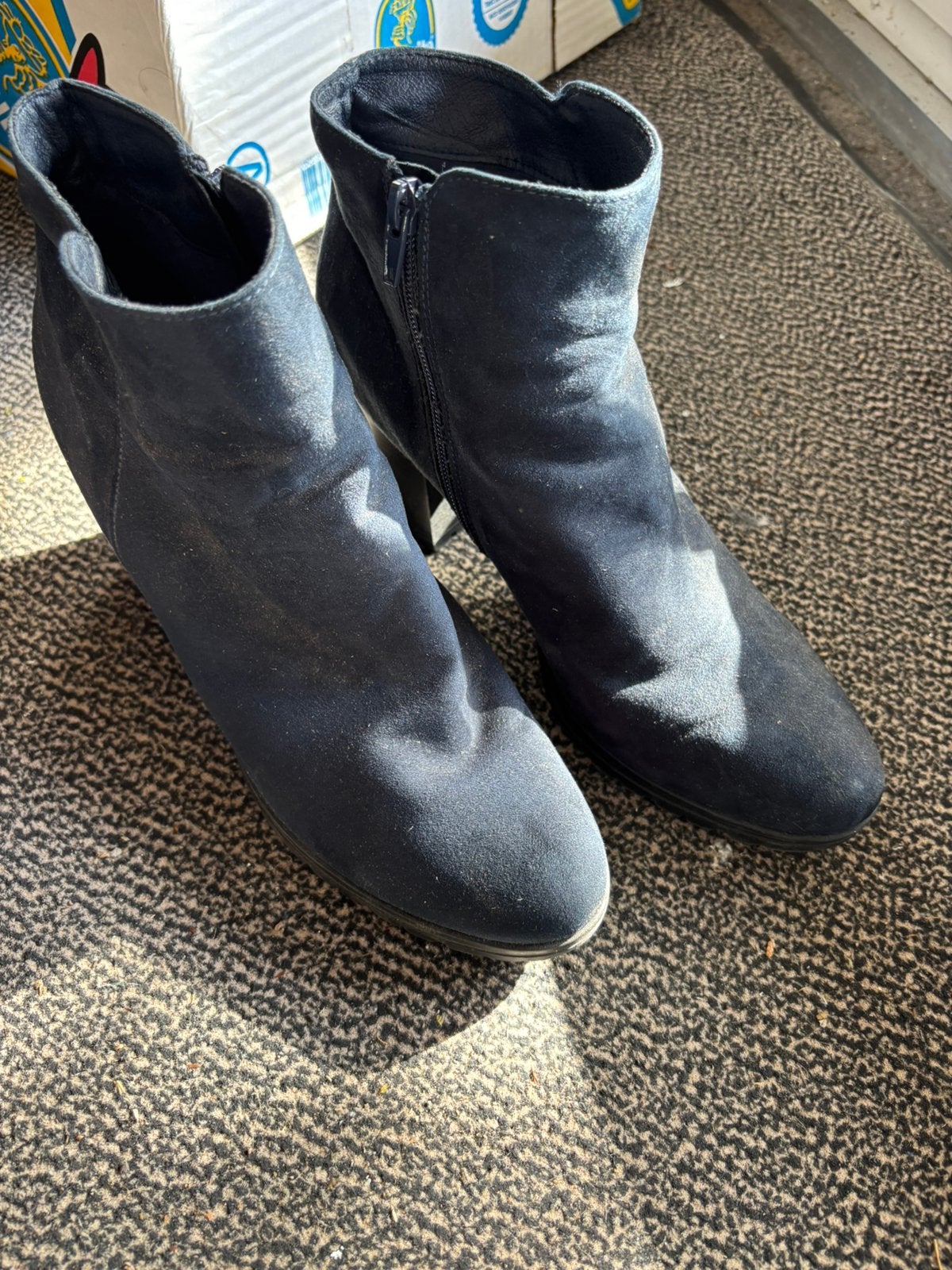 Donkerblauwe enkel laarzen, Ophalen of Verzenden, Zo goed als nieuw, Blauw