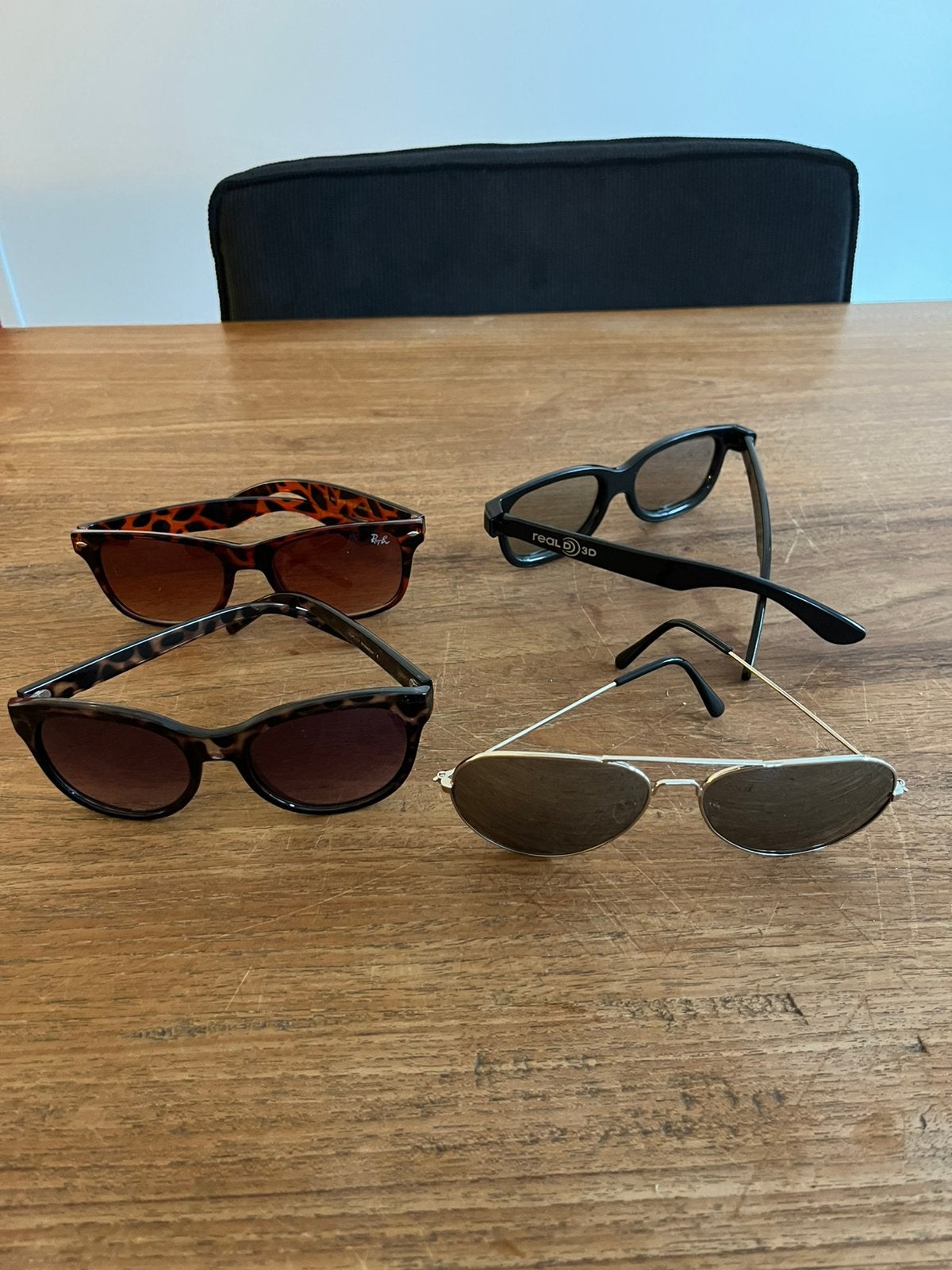 3x Zonnebrillen/ 1x 3d bril, Overige merken, Overige kleuren, Ophalen of Verzenden, Zo goed als nieuw