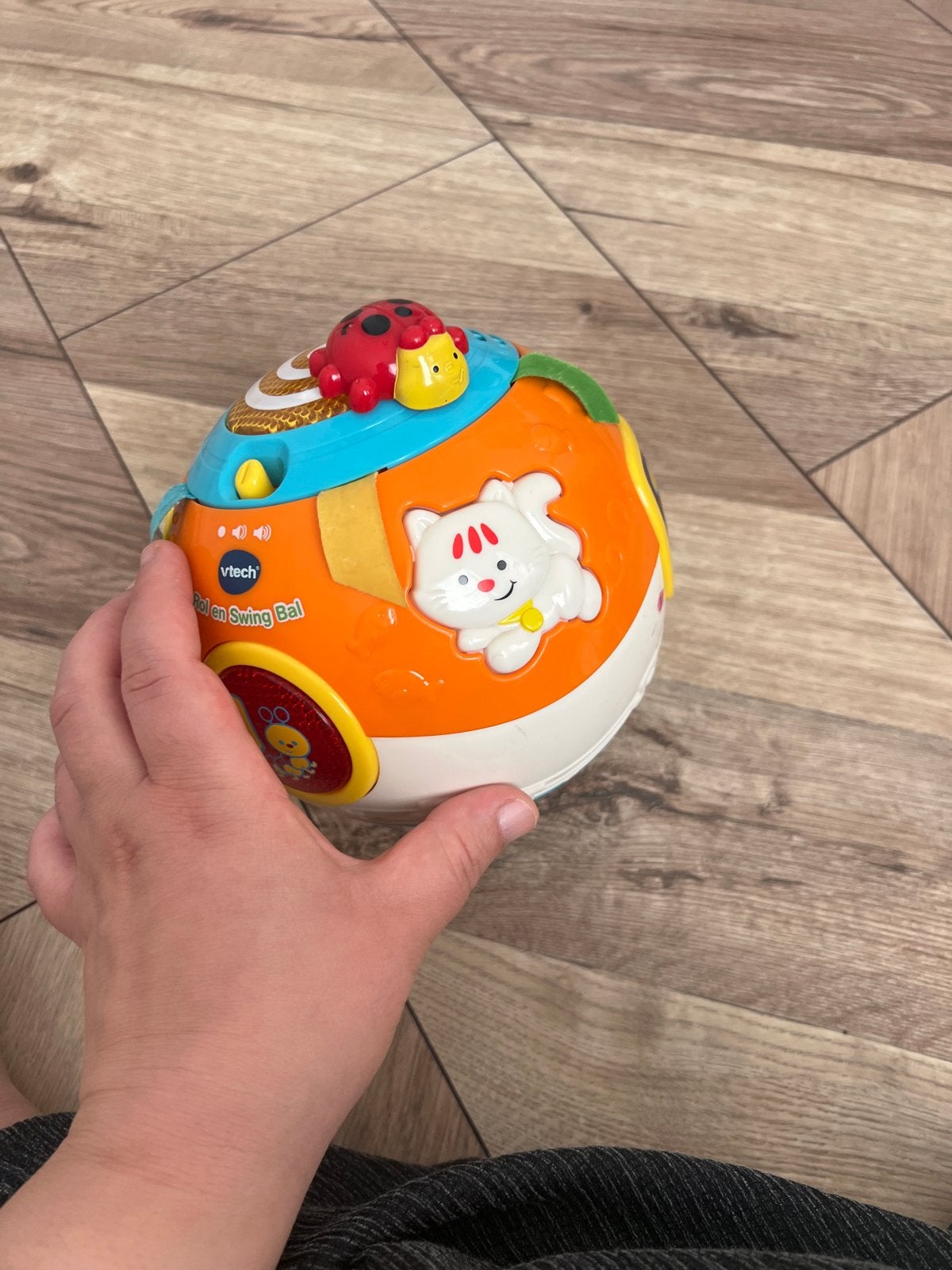 VTech Rol en Swing Bal - Interactief babyspeelgoed, Ophalen of Verzenden, Zo goed als nieuw, 6 maanden tot 2 jaar