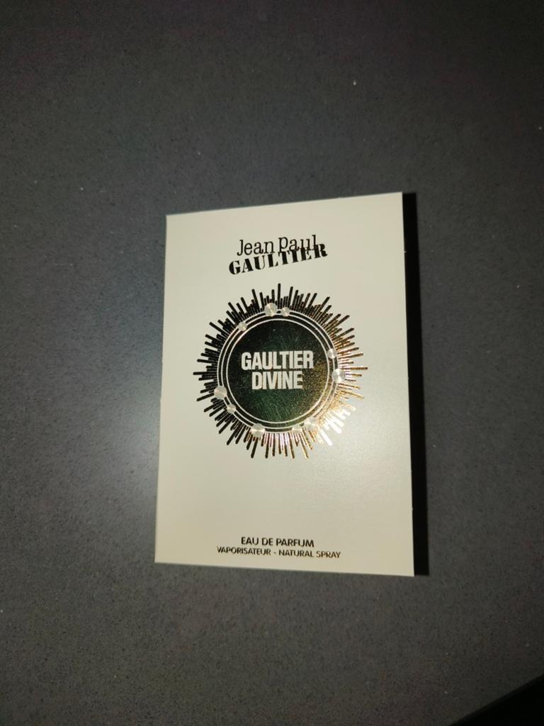 Jean Paul Gaultier Gaultier Divine Edp sample proefje, Sieraden, Tassen en Uiterlijk, Uiterlijk | Parfum, Ophalen of Verzenden