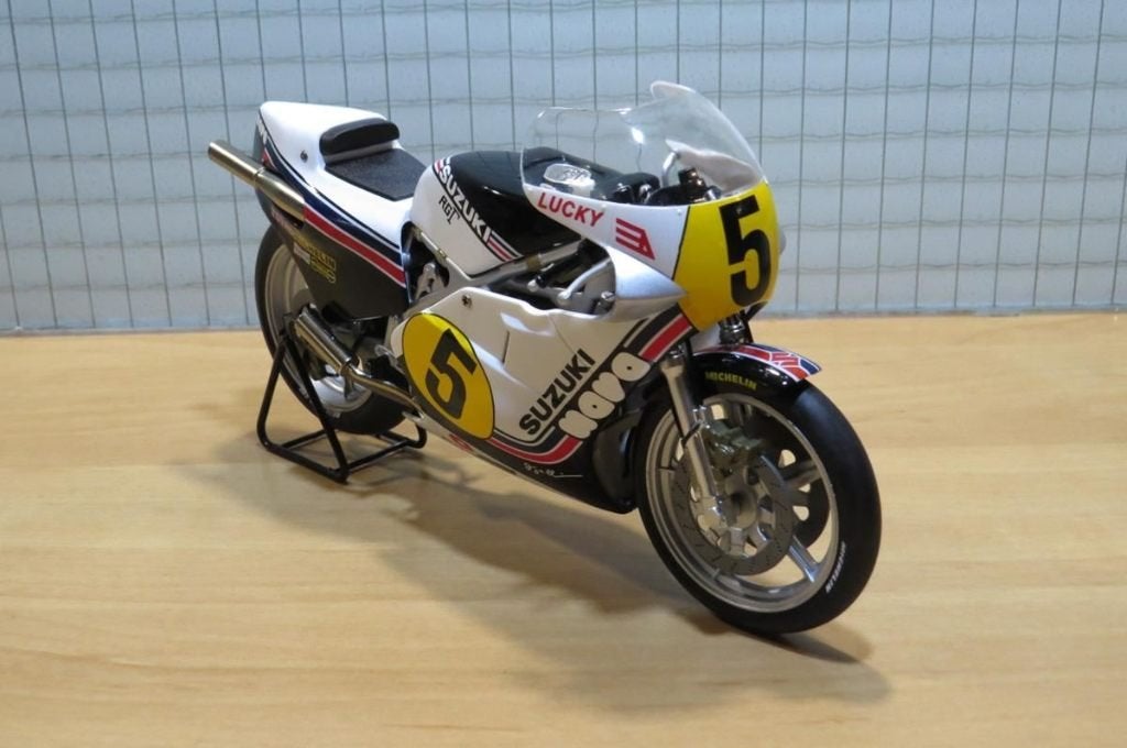 Marco Lucchinelli Suzuki RGB500 1981 1:12, Barcelone, Serviceclientele@altaya.be, Nieuw, Ophalen of Verzenden