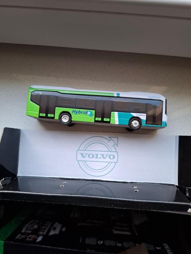 Motorart modelbus Volvo Hybrid Arriva Zuid Holland, Hobby en Vrije tijd, Modelauto's | 1:87, Ophalen of Verzenden, Zo goed als nieuw