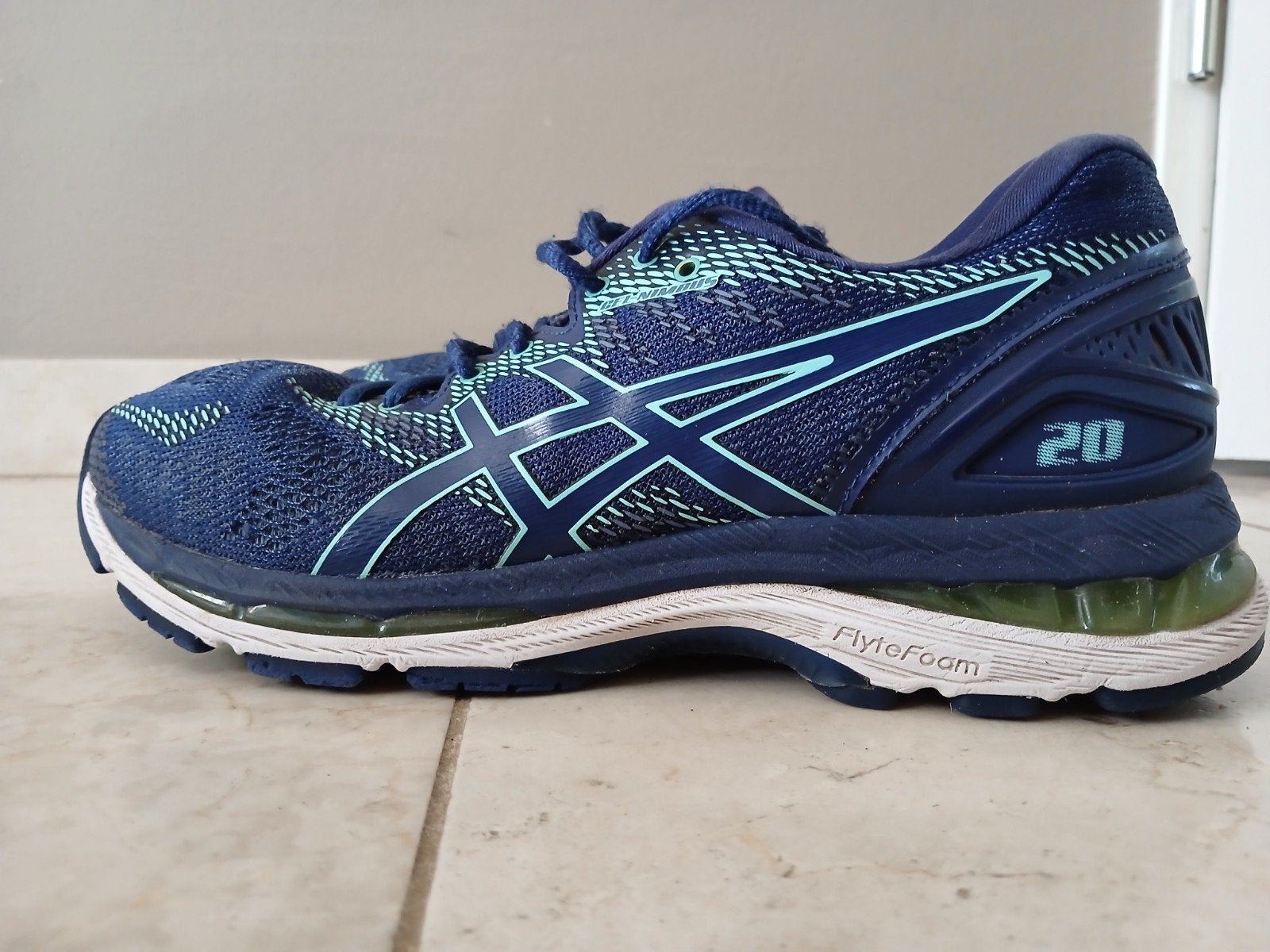 Asics Gel nimbus 20 schoenen - Maat 40, Ophalen of Verzenden, Gebruikt, Hardloopschoenen, Asics