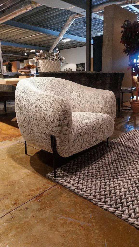 Bullie fauteuil He Design eenmalig van €1449,- voor €769,-, Ophalen, Nieuw, 75 tot 100 cm, 75 tot 100 cm