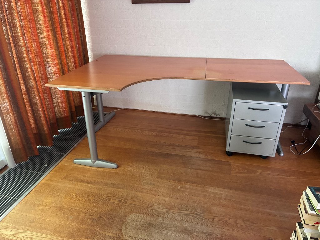 Bureau, Ophalen, Gebruikt, Spaanplaat of MDF, Bruin