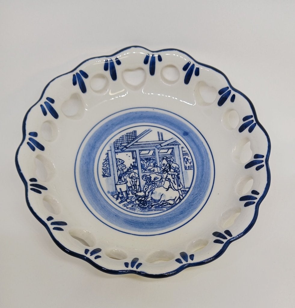 Delftsblauw schaaltje met Vleeshandel afbeelding, Antiek en Kunst, Antiek | Keramiek en Aardewerk, Ophalen of Verzenden