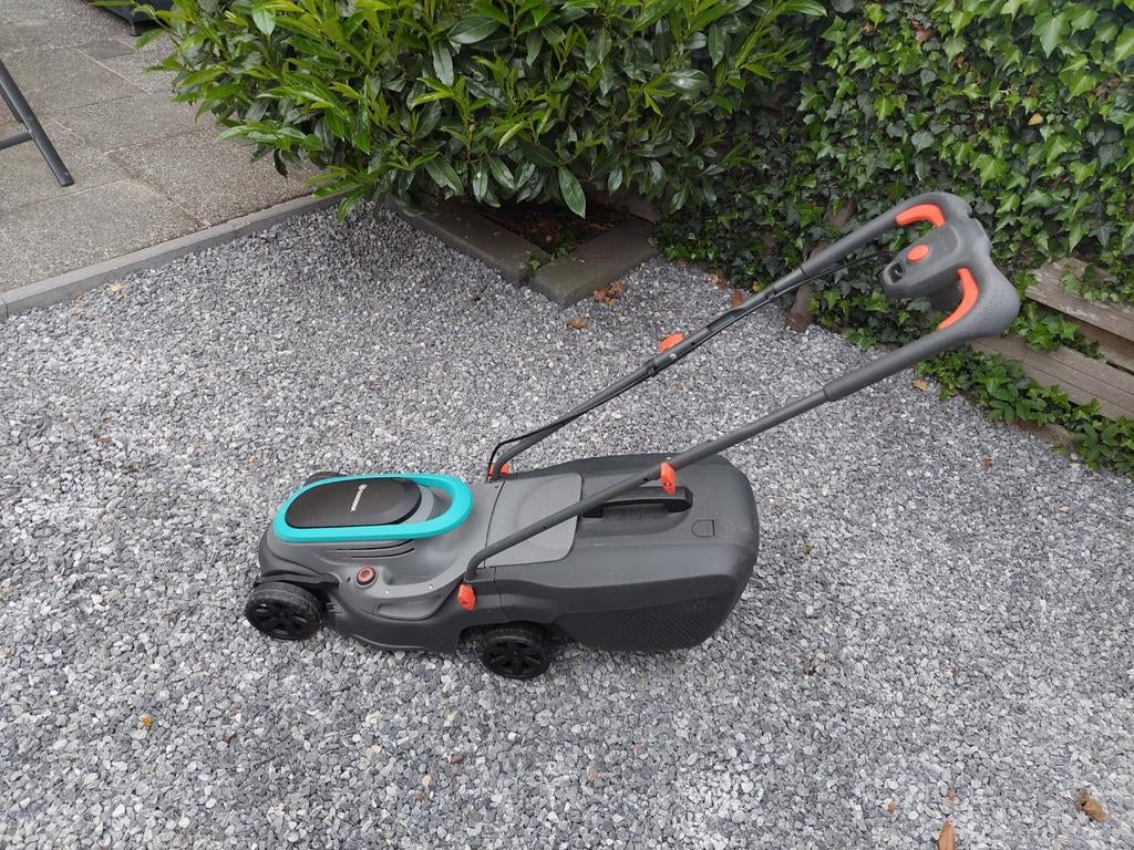 Nieuwstaat Gardena Grasmaaier., Ophalen, Cirkelmaaier, Elektrische grasmaaier, Zo goed als nieuw