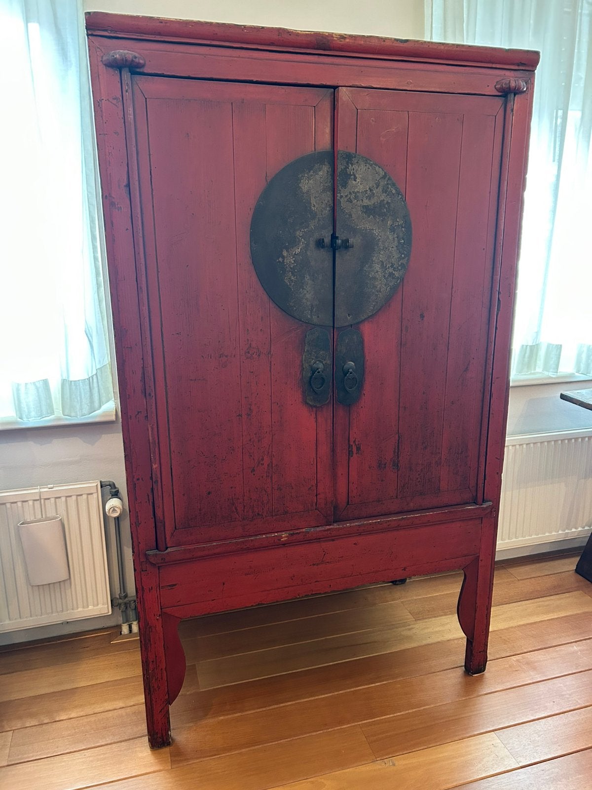 Originele Vintage Chinese Kast Rood Lakwerk met Geheime Bode, Ophalen